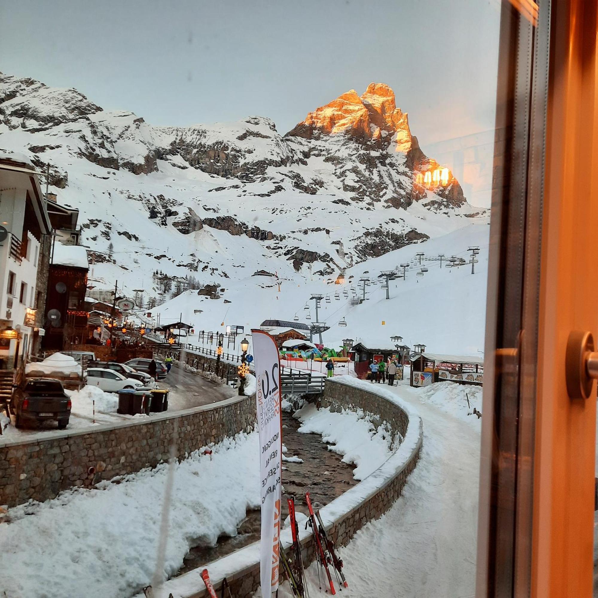 Maison Meynet Mountain Charm Breuil-Cervinia Exteriér fotografie